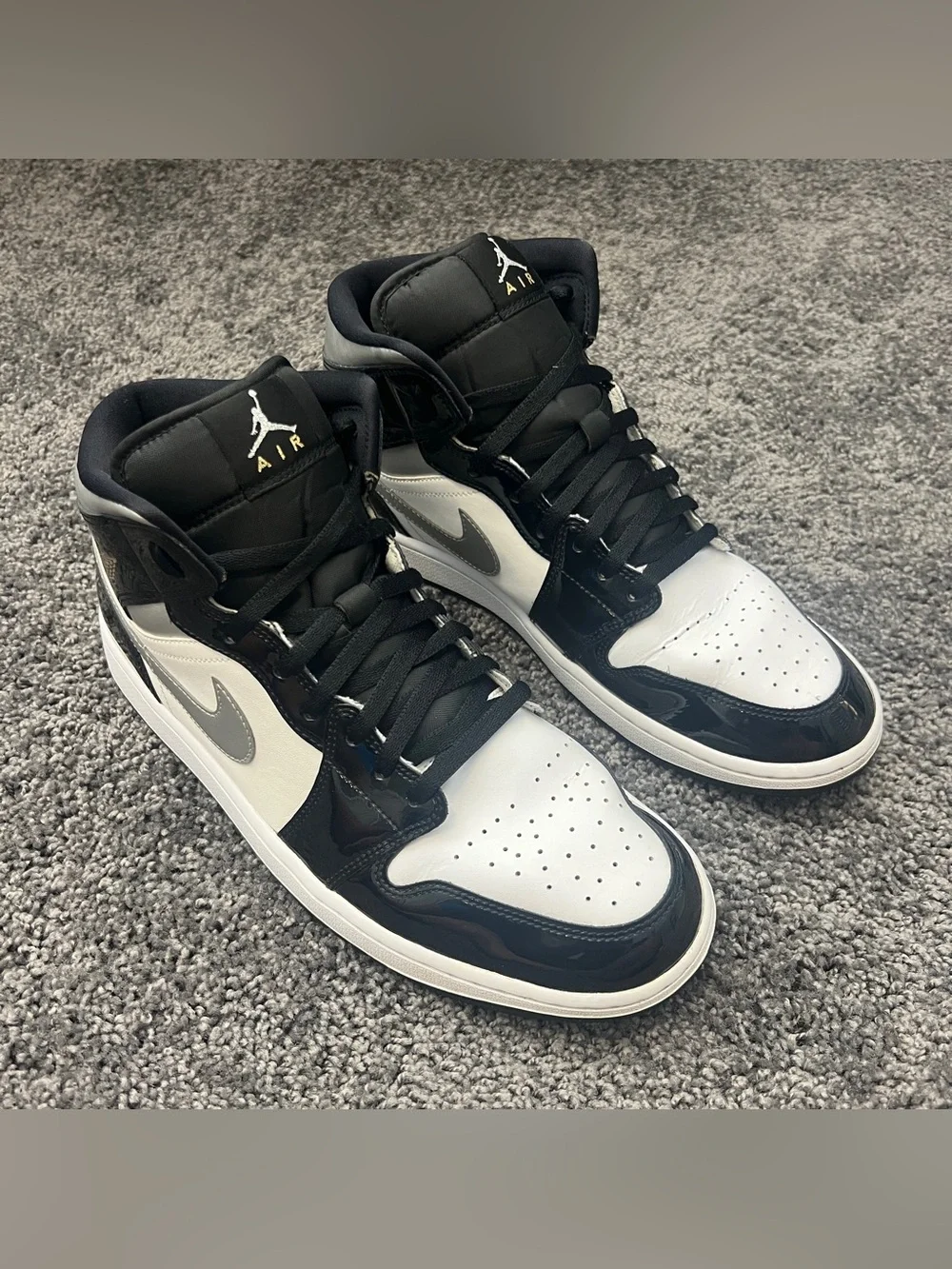 Jordan 1 Mid SE Men’s Size 12 Patent Black White Metallic Silver Gold HV0789-010